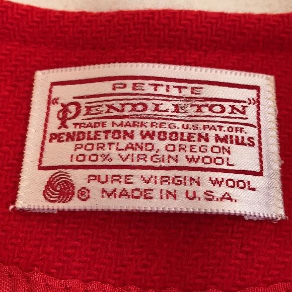 Vintage Pendleton cropped red wool jacket fits 8P to 10P - Picture 6 of 6